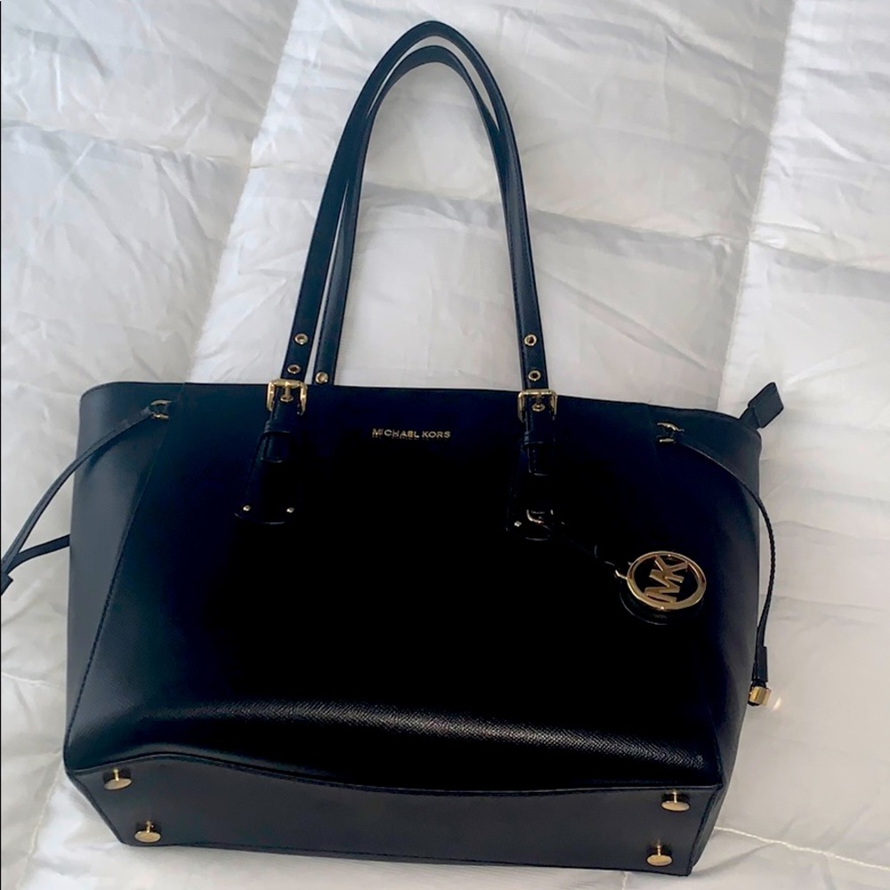 Michael Kors hand bag